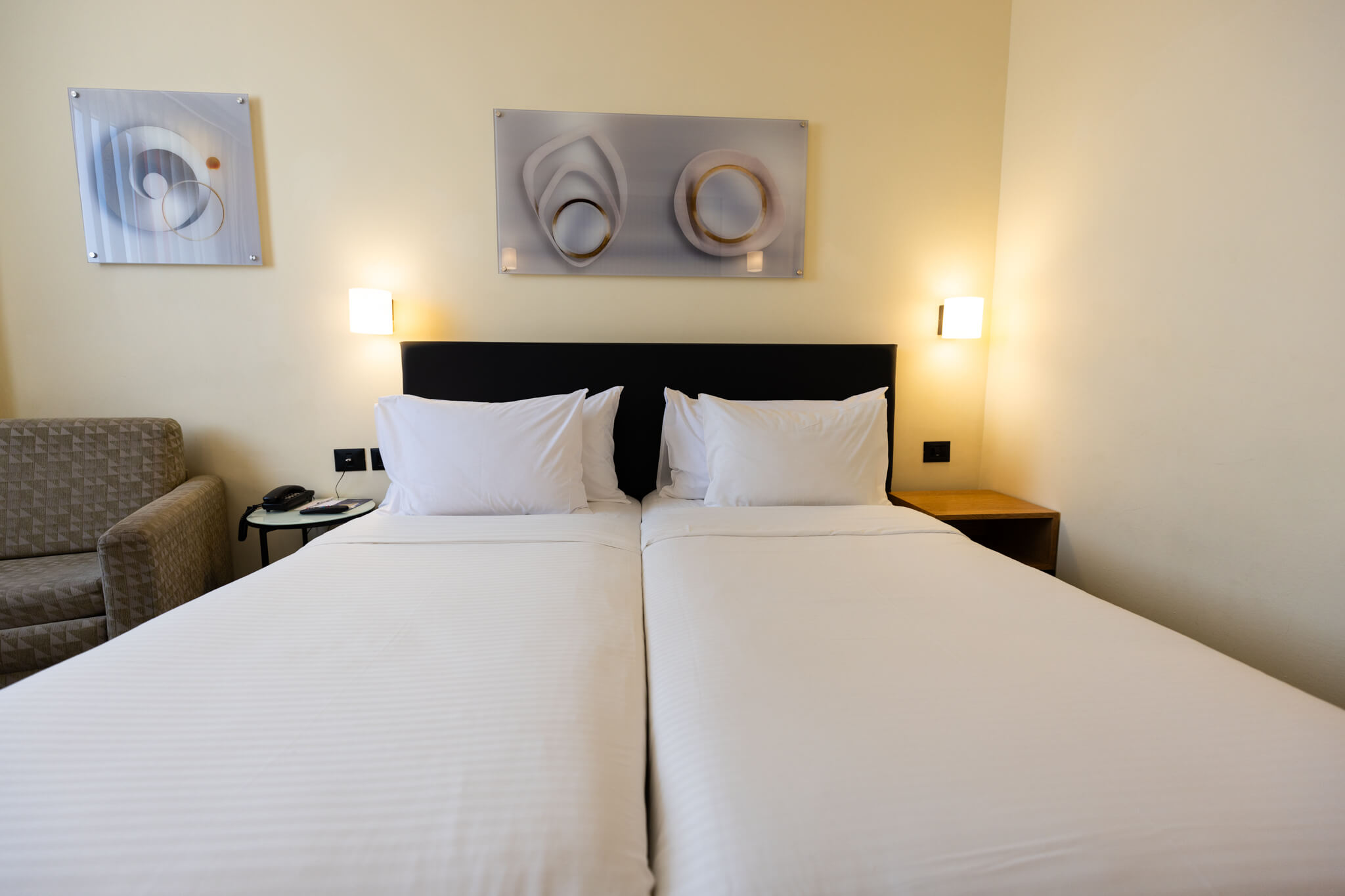 Grand Beach Hotel Tel Aviv | Hotel Rooms