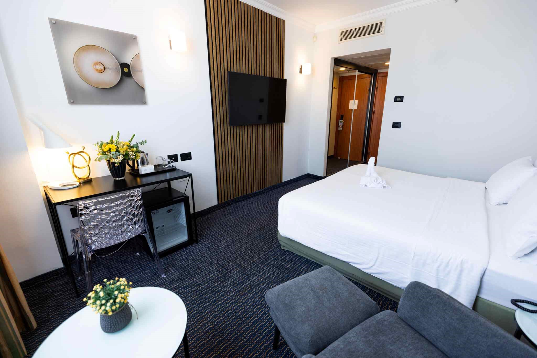 Grand Beach Hotel Tel Aviv | Hotel Rooms