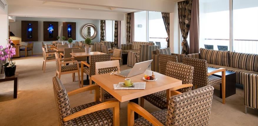 Business lounge