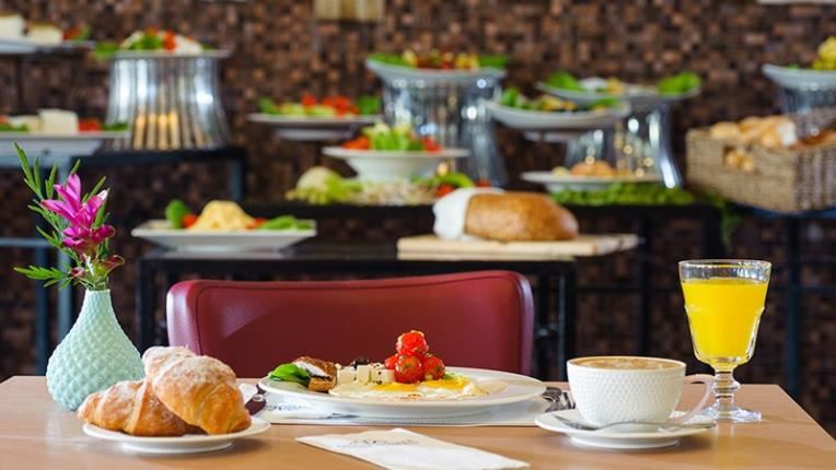 Grand Beach Tel Aviv - Restaurant Breakfast