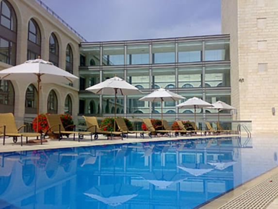 Grand Court Jerusalem - outdoor pool