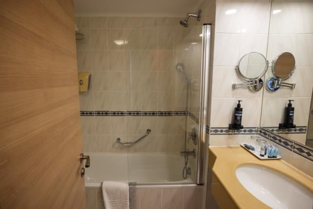 Grand Beach Hotel Tel Aviv | Hotel Rooms
