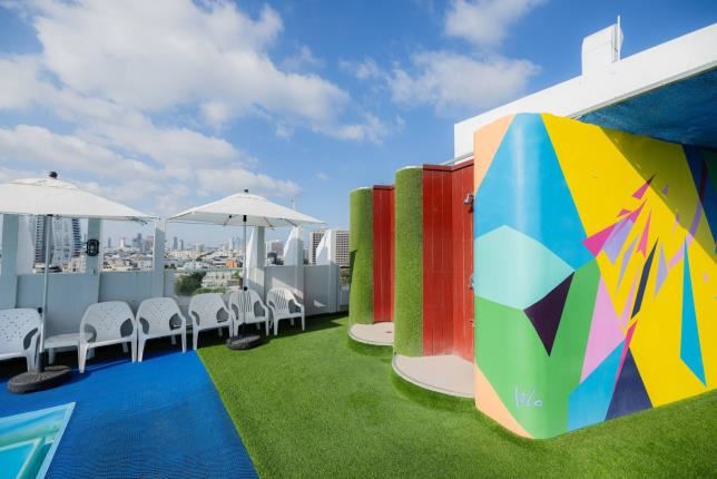 Grand Beach Hotel Tel Aviv | Swimming Pool