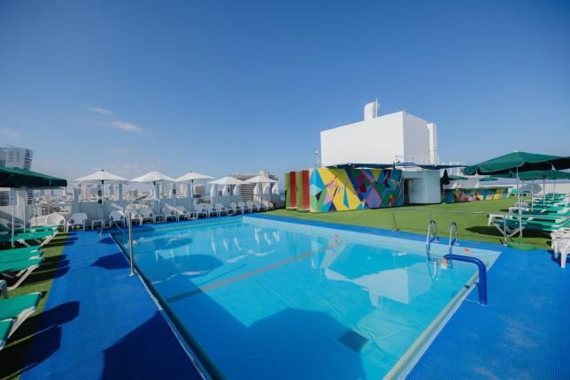 Grand Beach Hotel Tel Aviv | Swimming Pool