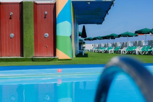 Grand Beach Hotel Tel Aviv | Swimming Pool
