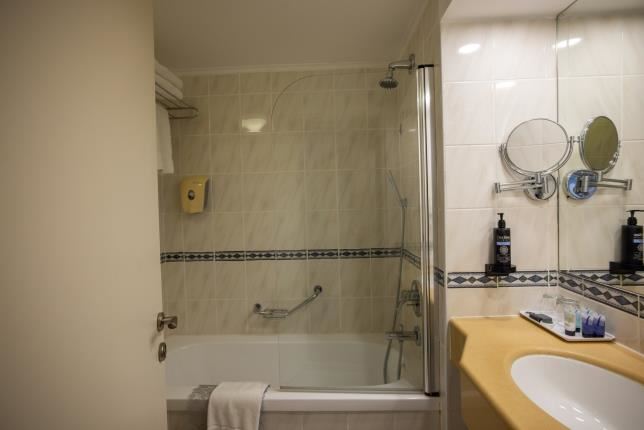 Grand Beach Hotel Tel Aviv | Hotel Rooms