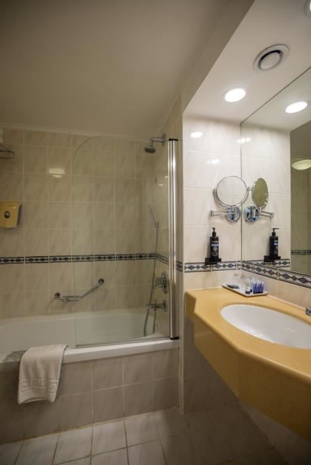 Grand Beach Hotel Tel Aviv | Hotel Rooms